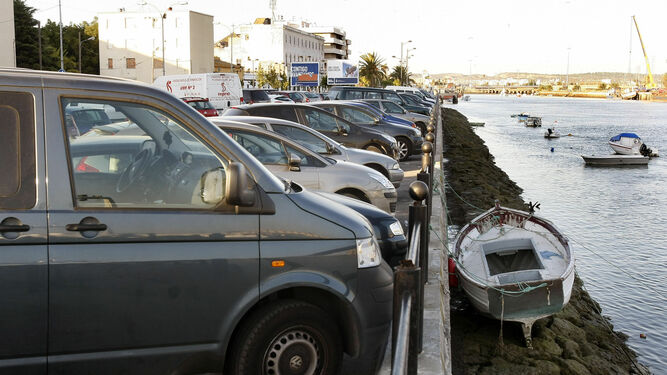 Una imagen de los aparcamientos de Impulsa en la Bajamar.
