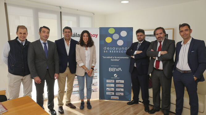 De izquierda a derecha, Daniel Cabo, Francisco Rey, Manuel Vilches, Lara Dalla Rovere, Javier Alonso, Alberto Grimaldi y Enrique Urdiales.
