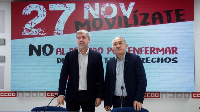 Unai Sordo (CCOO) y Pepe Álvarez (UGT), en rueda de prensa