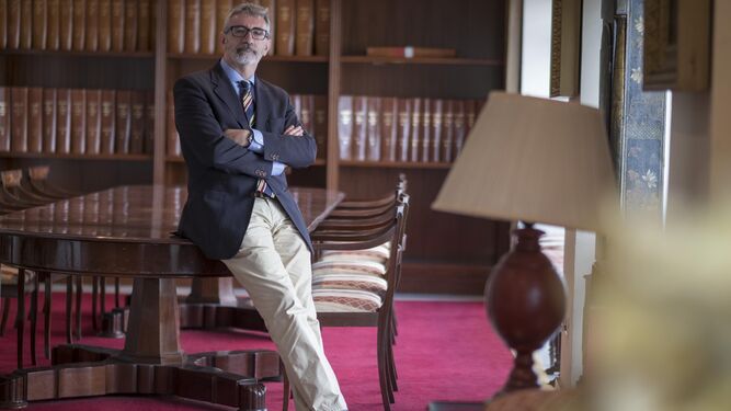 El rector, en una reciente visita al Diario de Cádiz