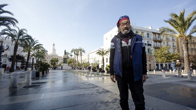 Barnet, este jueves, en la plaza de San Juan de Dios de Cádiz.