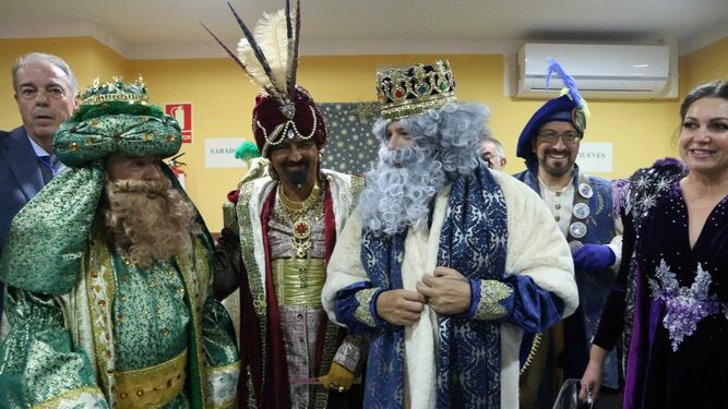 Los Reyes Magos visitan a los abuelos de C&aacute;diz