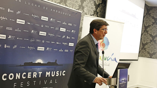 Juan Marín durante la presentación de una de las ediciones de Concert Music