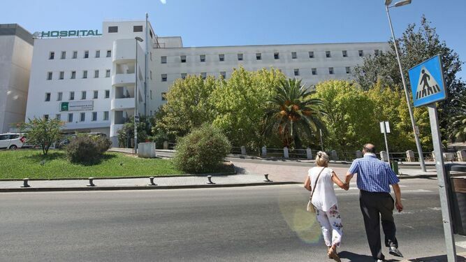 El hospital de Jerez, donde está ingresada una mujer con coronavirus.