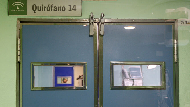 Imagen de un quirófano del Hospital Puerta del Mar.
