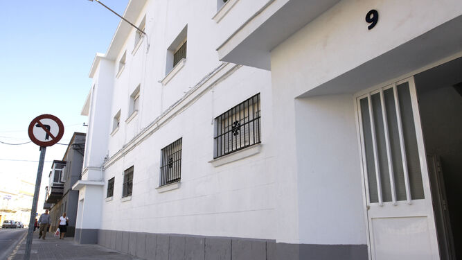 Bloques de pisos situados en Paciano del Barco.