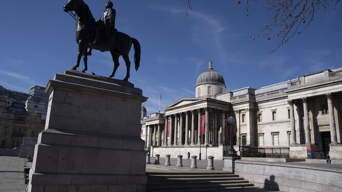 Reino Unido: entorno de la National Gallery vac&iacute;a