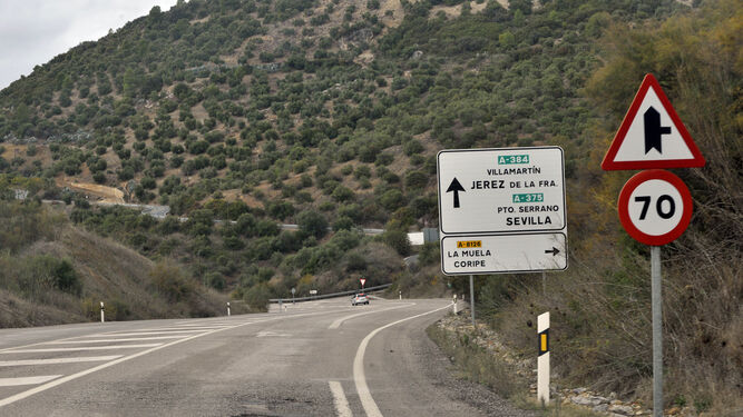 Una imagen reciente de la carretera autonómica Arcos-Antequera (A-384), a la altura de Algodonales.