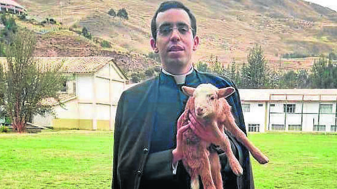 El sacerdote Diego Cano se encuentra en el Seminario Mayor de la ciudad de Huancavelica, en Perú.