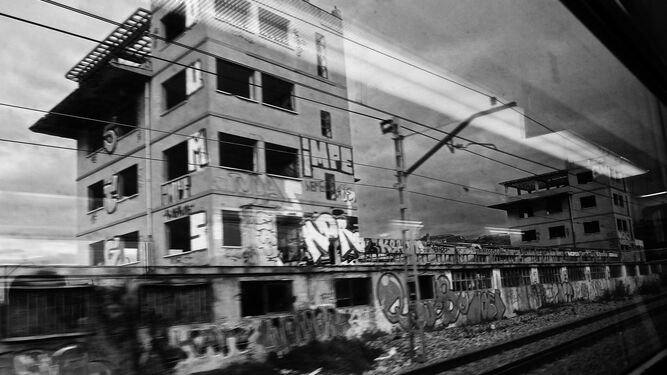 Vista tomada por el autor desde el tren en el camino hacia Barcelona.