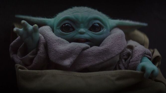 El famoso Baby Yoda que aparece en la serie.