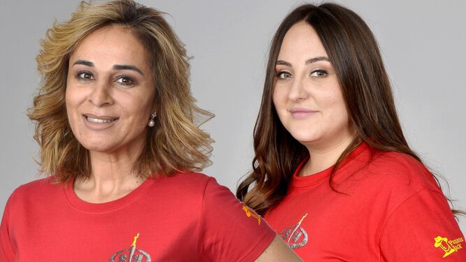 Ana María Aldón (i.) y Rocío Flores, en las fotos oficiales de 'Supervivientes'.