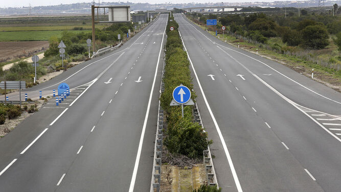 La autovía que une Jerez con Cádiz, en una imagen tomada a finales del pasado abril.