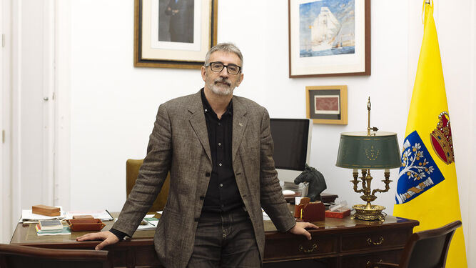 El rector de la Universidad de Cádiz, Francisco Piniella.