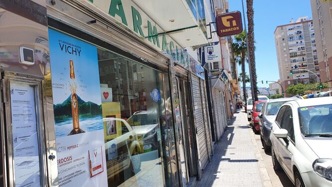 Las farmacias de Cádiz guardan un minuto de silencio por la muerte de Alfredo