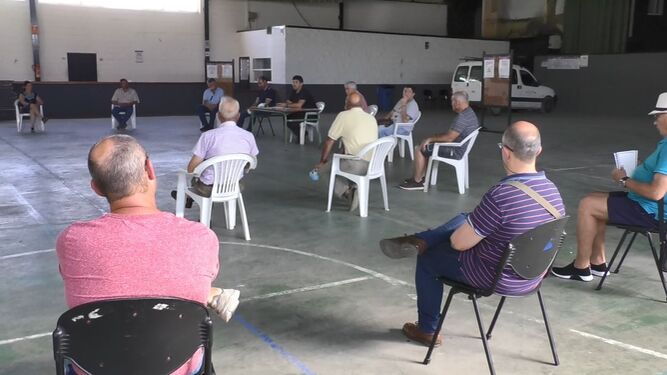 Encuentro celebrado entre el ayuntamiento y las entidades que organizan eventos durante el verano