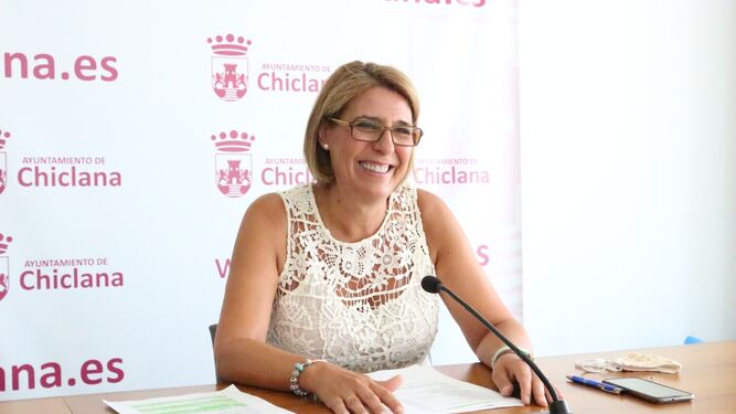 Mª Ángeles Martínez, delegada municipal de Vías y Obras.