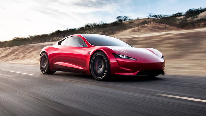 Tesla, a un paso de la conducción autónoma total