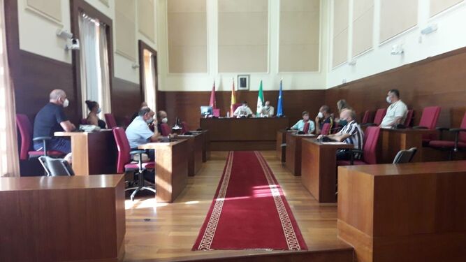Momento del encuentro del Consejo de Deportes en el Salón de Plenos del Ayuntamiento.