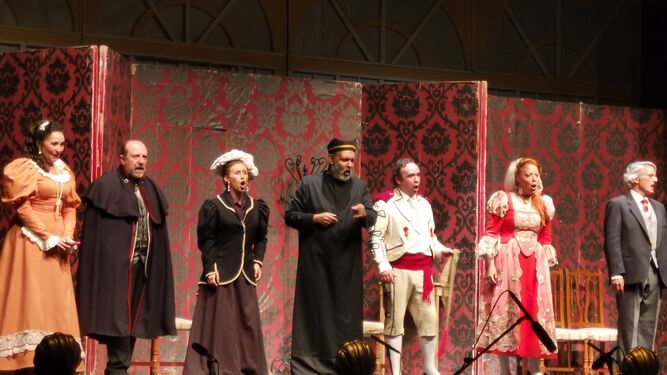 Teatro Lírico Andaluz, en plena actuación.