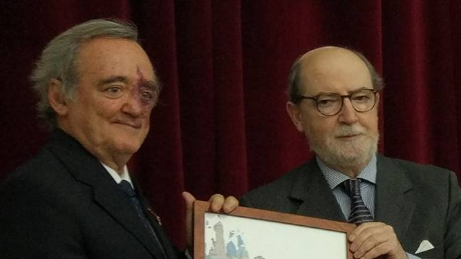 Ignacio Moreno (derecha) con el científico Ignacio Barbacid, en un acto celebrado en Cádiz.