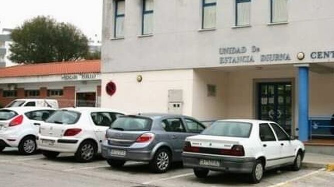 El Ayuntamiento de Rota cederá a la Junta parte de las instalaciones del centro de mayores Cristina Buada para la campaña de vacunación contra la gripe.