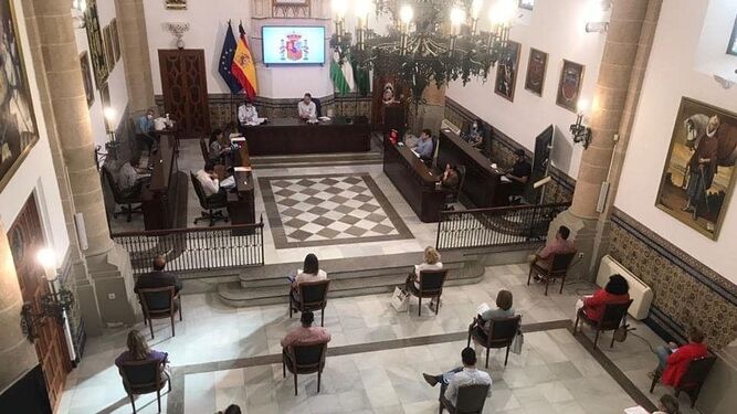 La sesión ordinaria del Pleno del Ayuntamiento de Rota correspondiente a este mes.