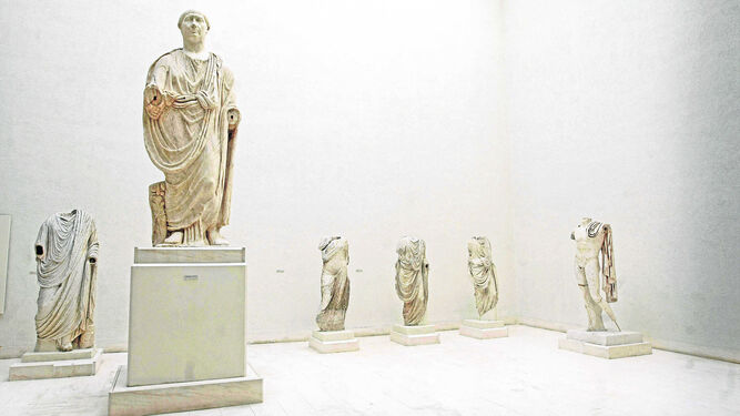 La escultura de Trajano en el Museo de Cádiz.