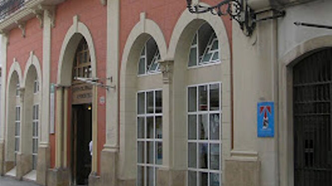La biblioteca municipal de El Puerto cambia sus horarios para el préstamo y devolución de libros