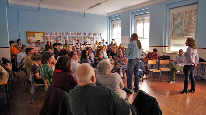 Una asamblea celebrada entre Ganar Cádiz y Podemos