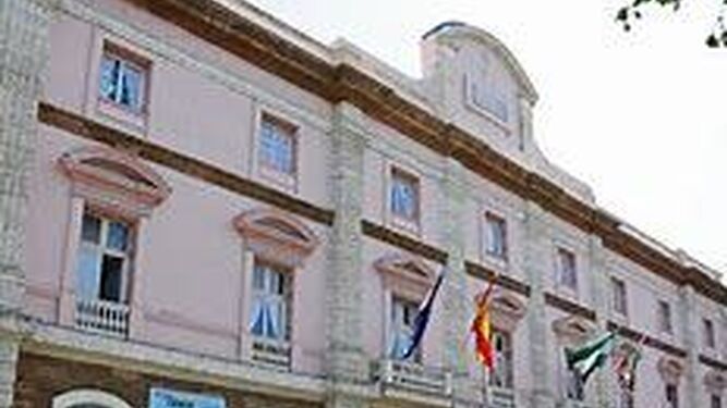 Una imagen de la sede de la Diputación provincial, en Cádiz.