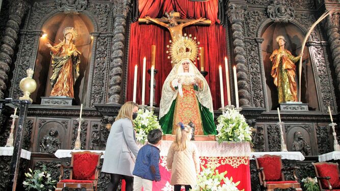 La imagen de la Virgen, este martes en la parroquia de San Joaquín.