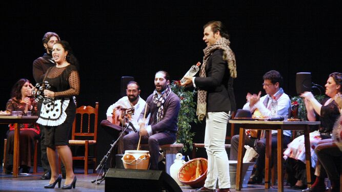 Una imagen de la tradicional zambomba navideña celebrada en el teatro municipal de El Puerto en diciembre de 2018.