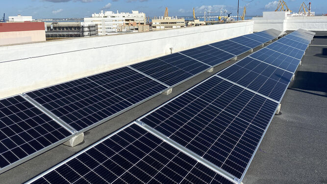 El pasado mes de enero Eléctrica de Cádiz lanzaba su nueva línea de negocio de autoconsumo fotovoltaico.