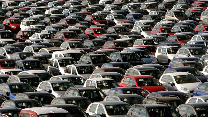 El descenso de las ventas de vehículos es el mayor desde que se tiene registro, en 1989.