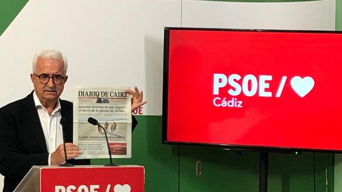 Jiménez Barrios ayer en la sede provincial del PSOE.
