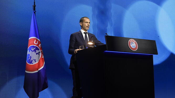 El presidente de la UEFA, Aleksander Ceferin, en el congreso del organismo en Montreux, Suiza.
