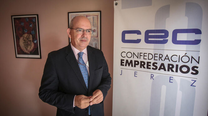 Javier Sánchez Rojas, presidente de la CEC, durante la entrevista celebrada en la sede de la patronal en Jerez.