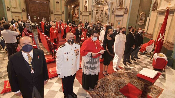 Un momento de la ceremonia de Caballeros Hospitalarios en el Oratorio de San Felipe Neri.