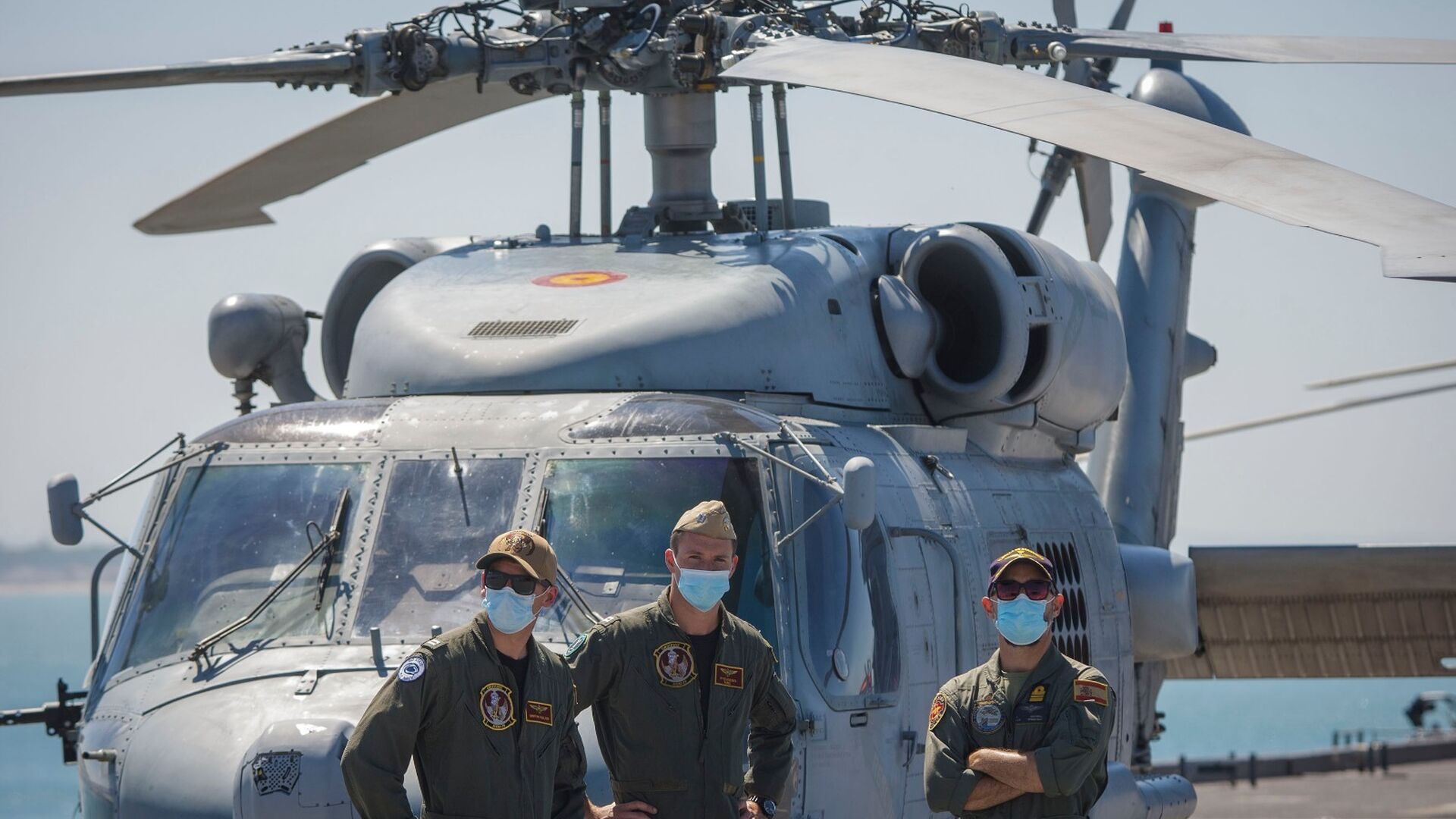 Visita de la Ministra de Defensa a Rota: el USS &lsquo;Hershel Woody Williams&rsquo; y en Centro de Supervivencia de la Armada
