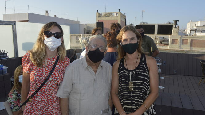 Helen Santiago, Jose María Izquierdo y Lourdes Acosta coincidieron en la Fundación Cajasol