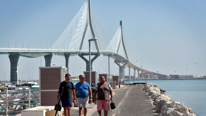 La entrada y salida de Cádiz desde el segundo puente se verá afectada por la huelga del metal.