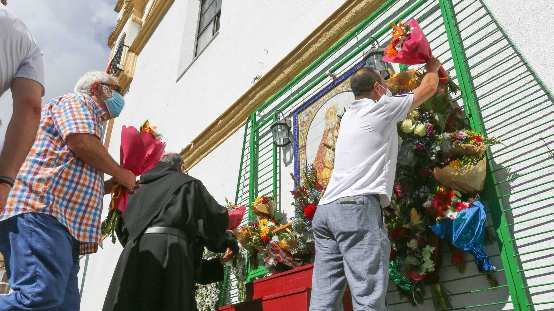 Los mejores momentos de la ofrenda floral a la Patrona de Chiclana
