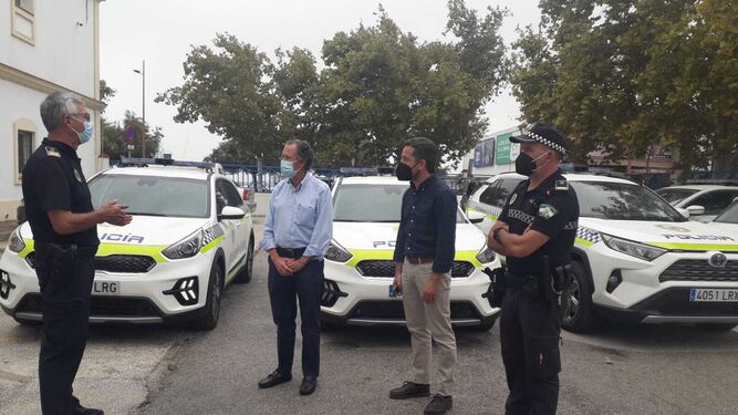 Acto de presentación de los nuevos vehículos de la Policía, celebrado este lunes en la Jefatura.