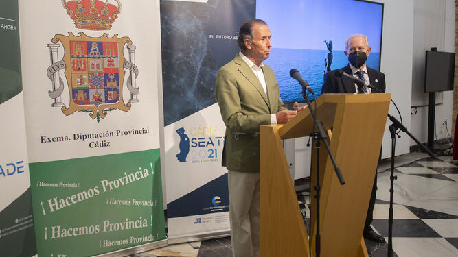 José María Román y José Luis García-Zaragoza, en la presentación de la Cádiz Seatrade 2021.