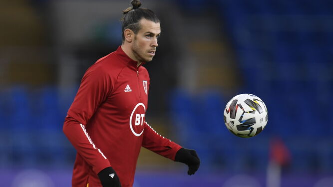 Bale, en un entrenamiento con su selección.