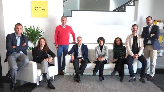 Equipo de consultores de CTA especialistas en startups tecnológicas.