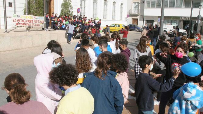 El acto organizado por Prodeni, con la participación de escolares de diferentes centros de enseñanza.