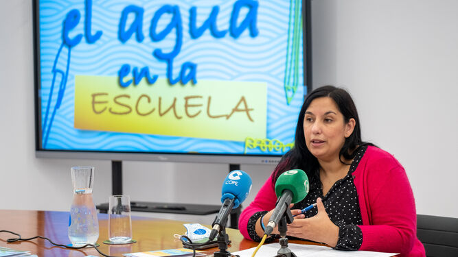 La presidenta de Aguas de Cádiz, Ana Fernández.