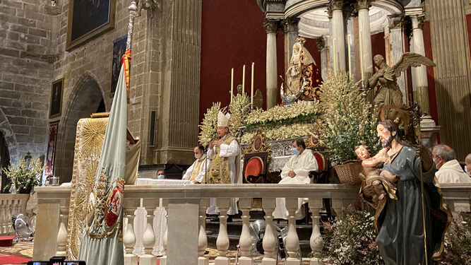 El obispo de Asidonia-Jerez, durante la misa de la festividad de la Patrona del pasado 8 de septiembre.